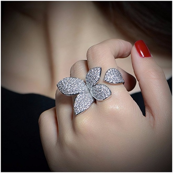 Xcel Couture Jewelry - Sparkle Detail Ring