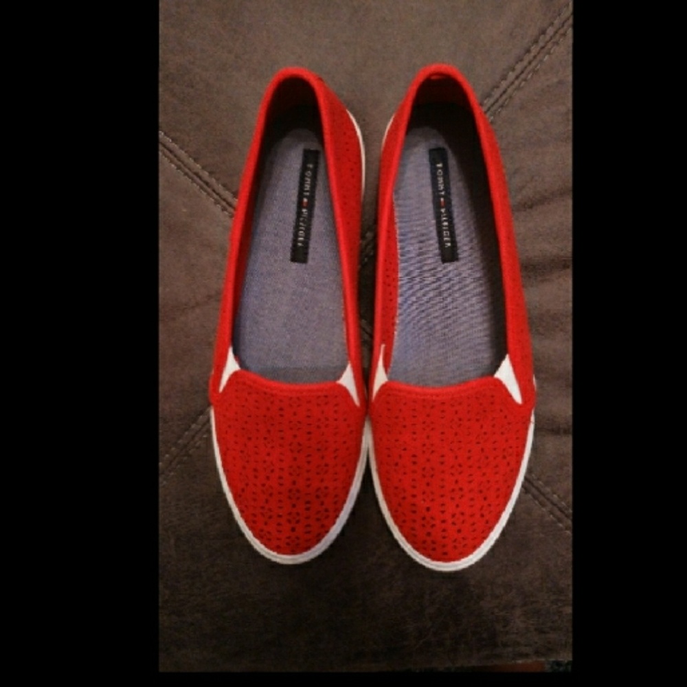 TOMMY HILFIGURE SHOES