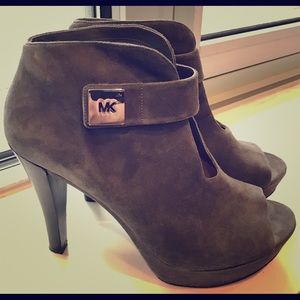 MK Michael Kors Booties