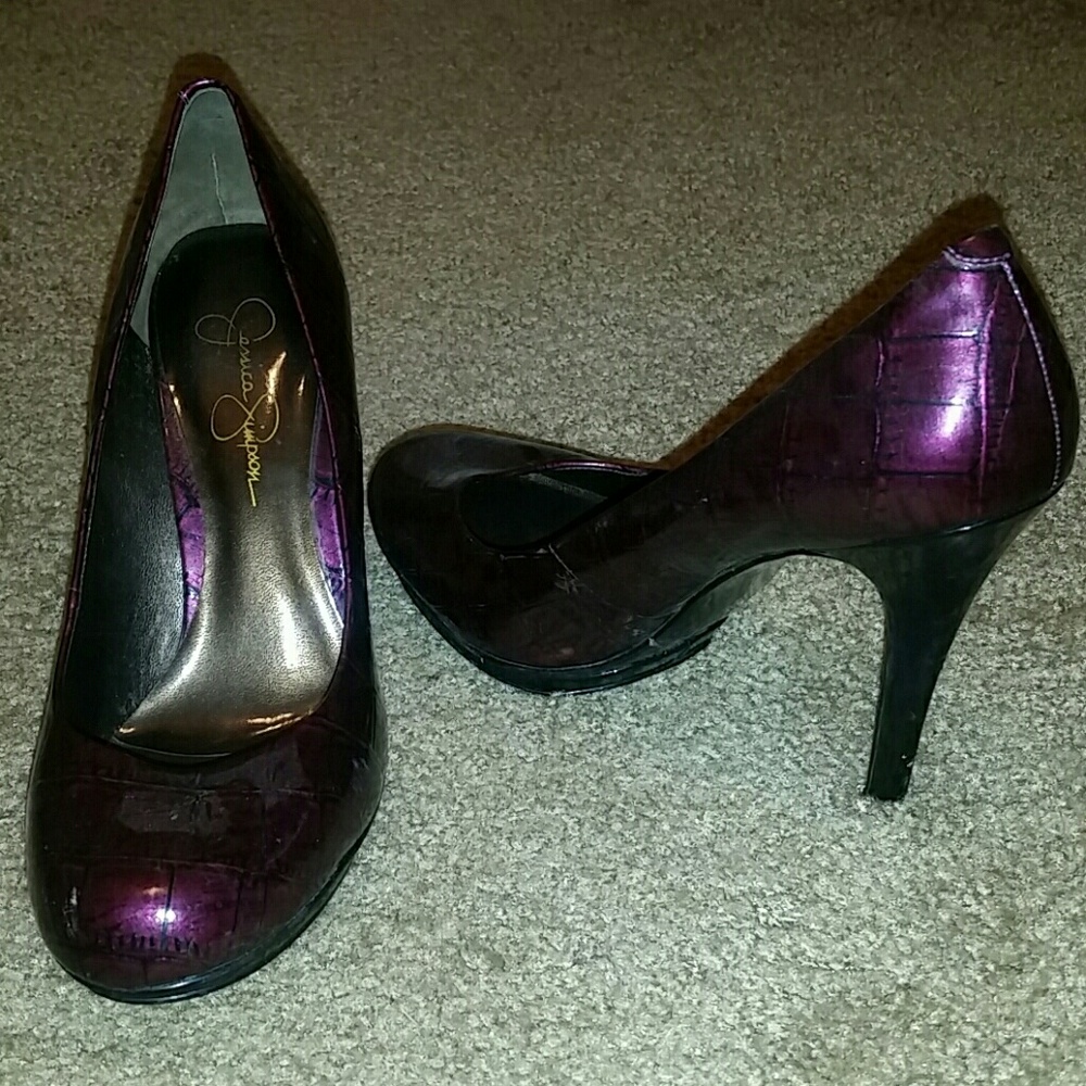 Jessica Simpson pumps 8