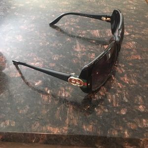 Cute Black Gucci Sunglasses!!!
