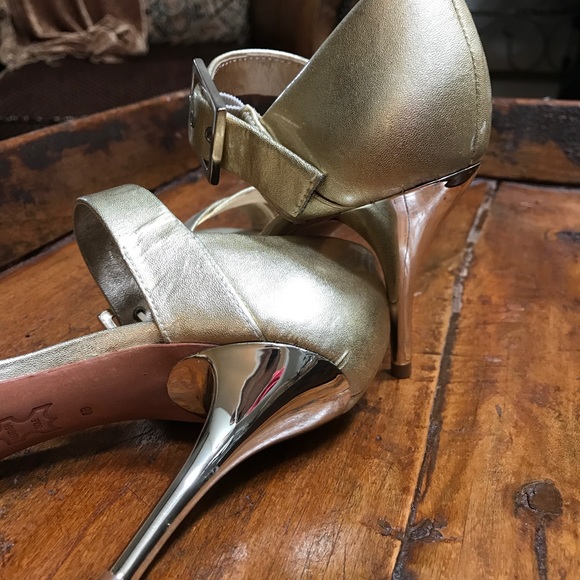 Charles David Shoes - Ladies Shoes