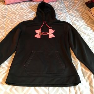 Under armour sweatshirt