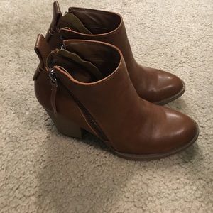 DV Brown Booties