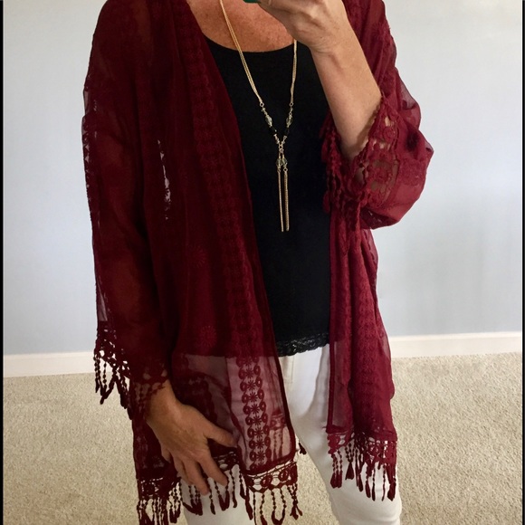 ❤️1 Small Left❤️Sheer Burgandy Open Cardi - Picture 5 of 7