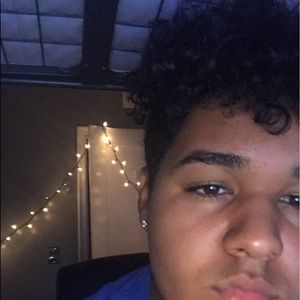 Meet your Posher, Ethan