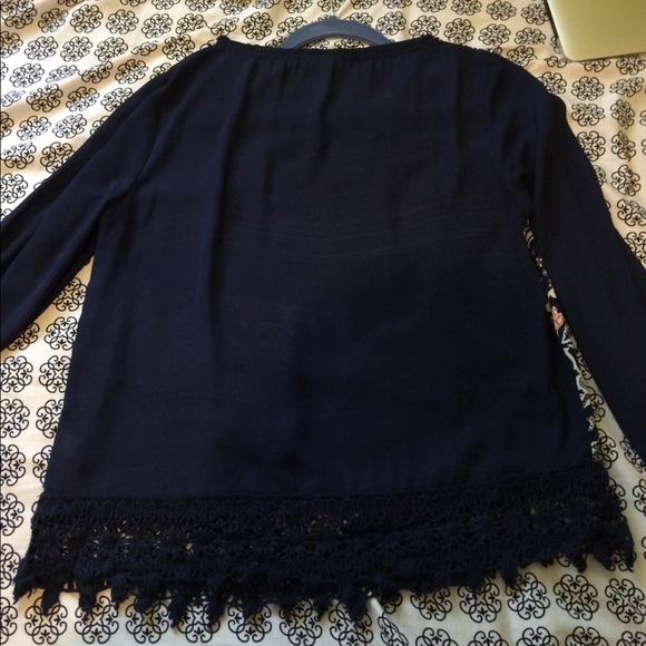 Blouse - Picture 3 of 4