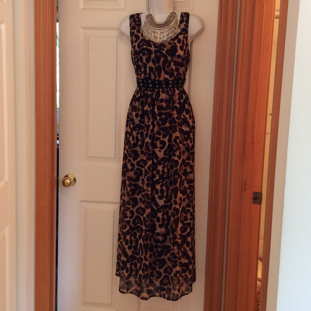 Leopard print Maxi Dress