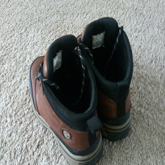 Shoes - Picture 3 of 3