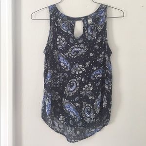 Old navy tank top
