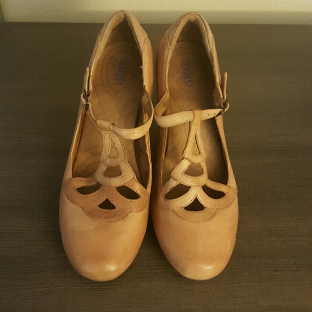 Indigo by Clarks - Light Pink Heels