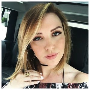 Meet your Posher, Natalie