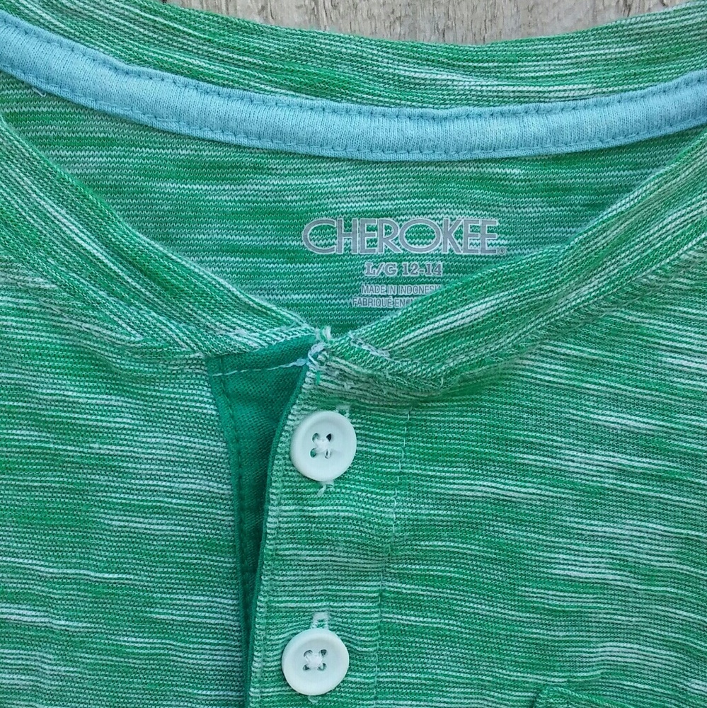 Cherokee boys shirt - Picture 4 of 5