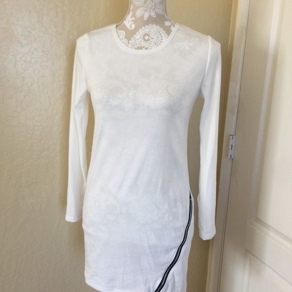 Long Sleeve Extra Long Top - Picture 4 of 6