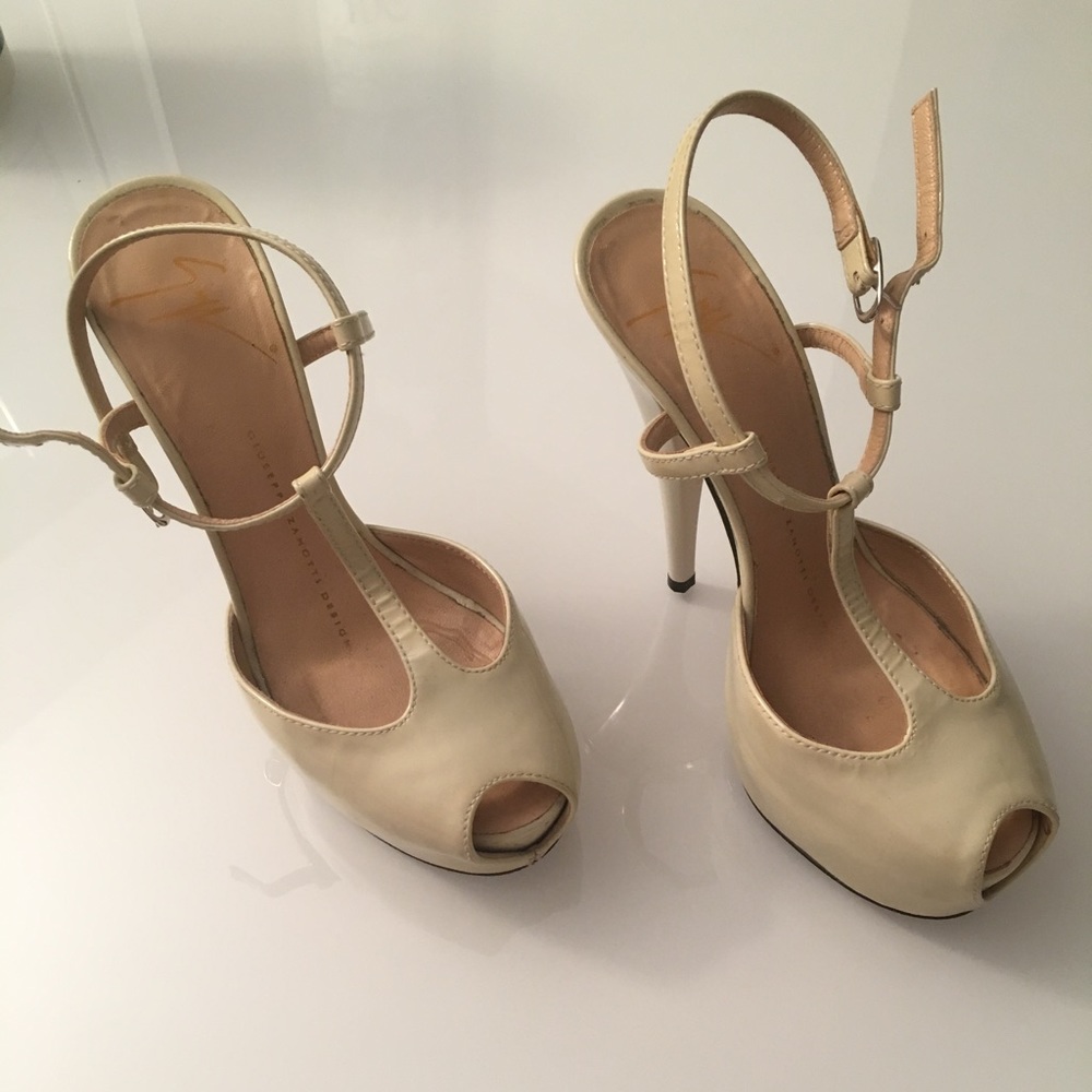Giuseppe Zanotti Monro T-Strap Sandal