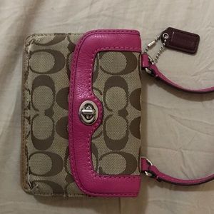 Smart phone cross-body purse