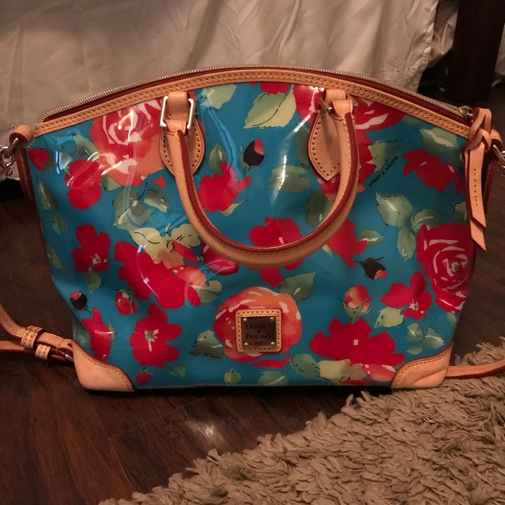 Dooney &Bourke purse