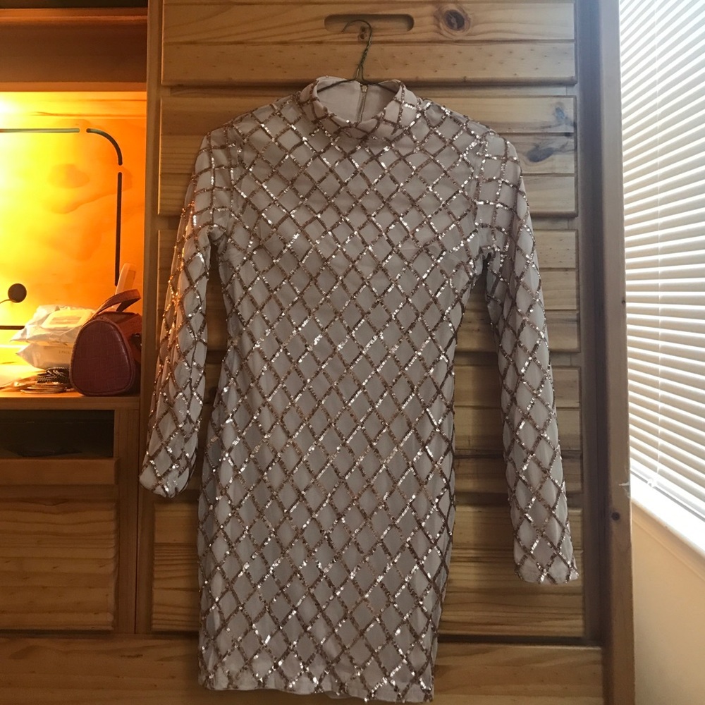 Very beautiful Bodycon dress with sequins