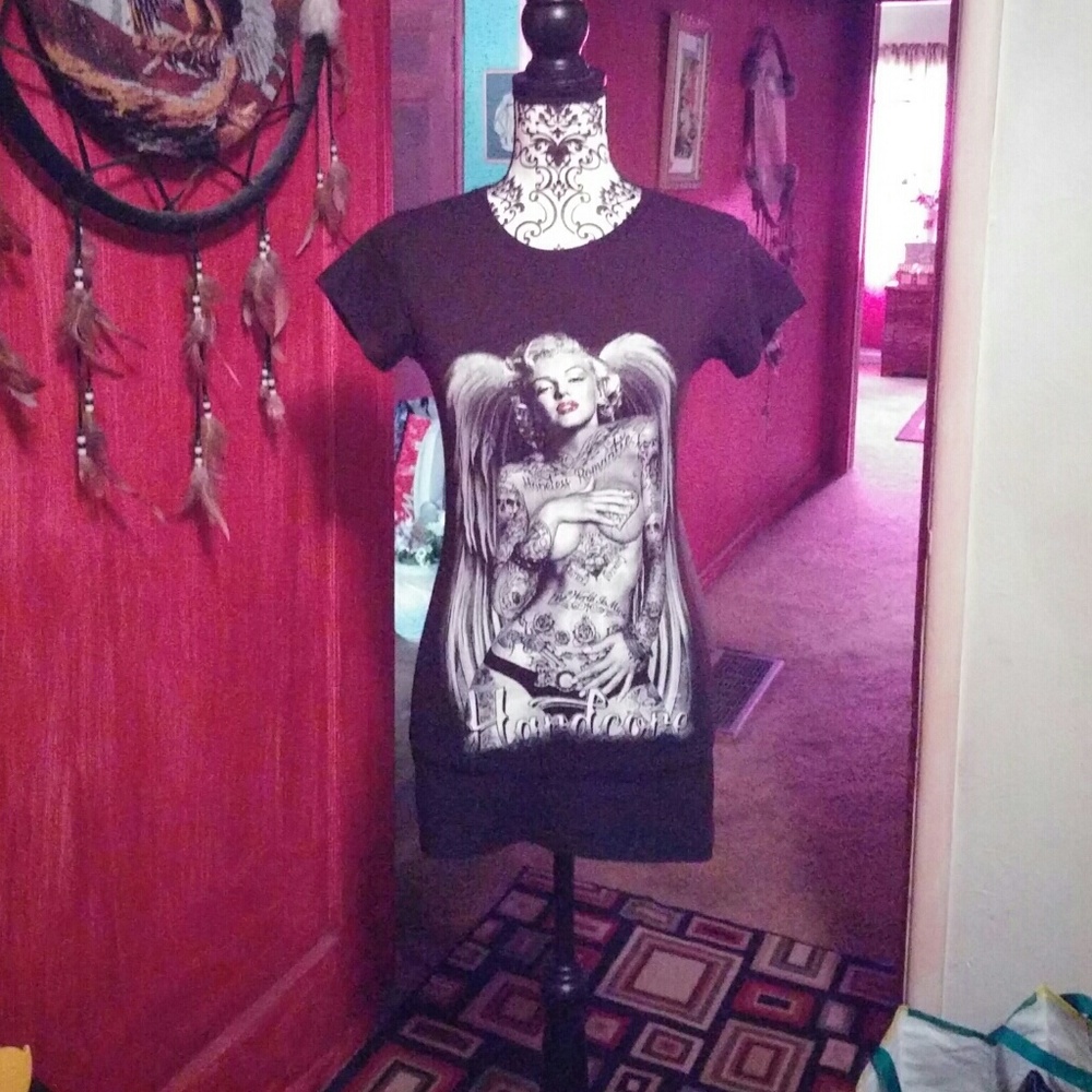 Marilyn sexy top great 🎁