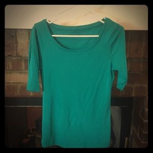 Three quarter sleeve shirt