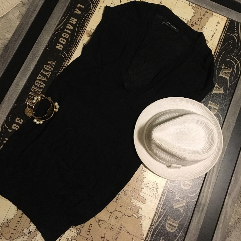 MUST HAVE 100% Linen Cap Sleeve Deep Neck Line