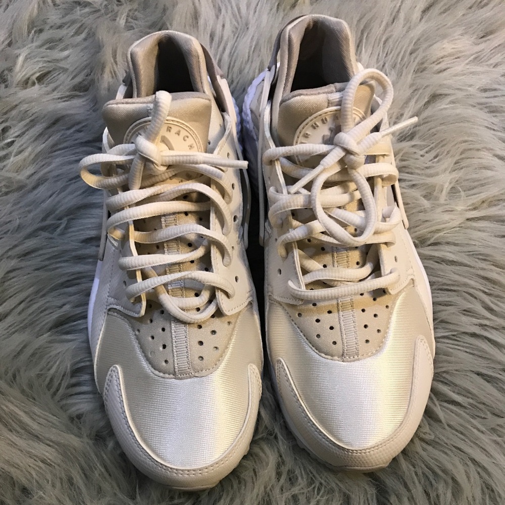 Women's Cream Huaraches