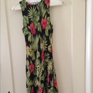 Size 4 Ralph Lauren dresss