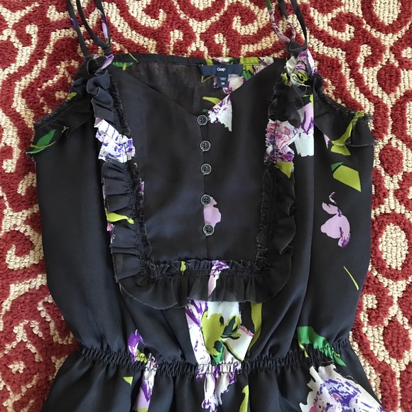 Floral Dressy Tank - Picture 2 of 3