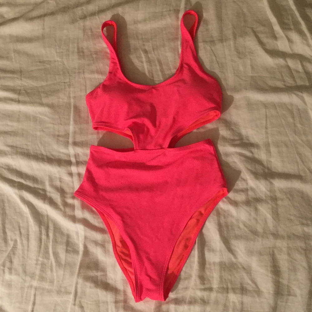 Aerie one piece swimsuit with cut out sides