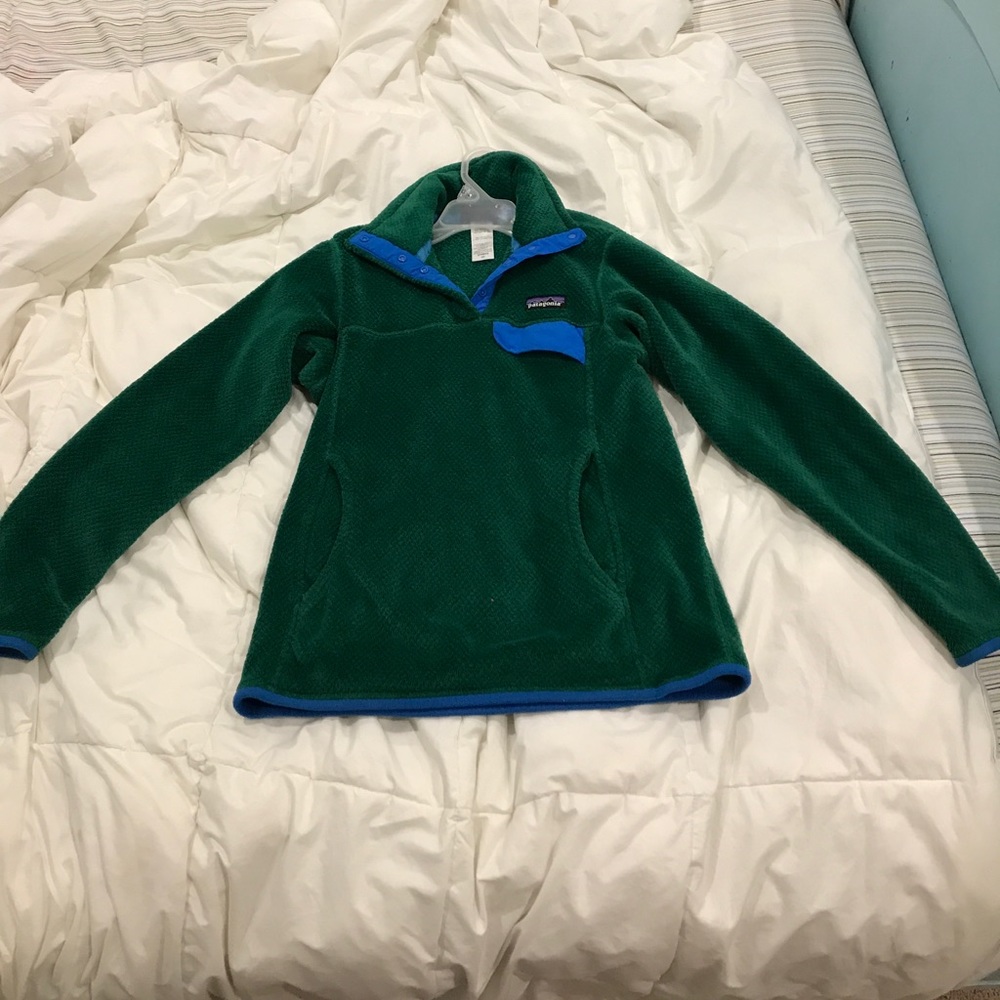 Patagonia pullover jacket!!