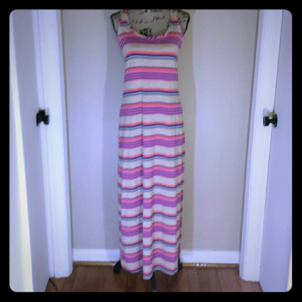 Donating soon....Mossimo Maxi Dress