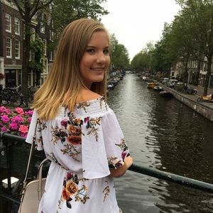 Meet your Posher, Anna