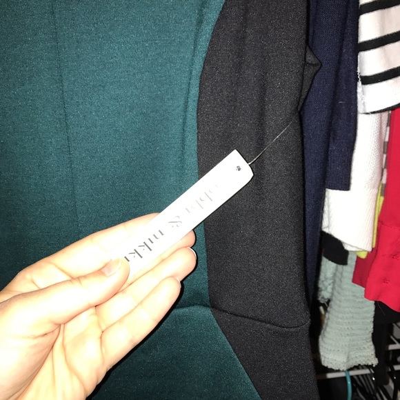 NWT emerald color block dress - Picture 3 of 3