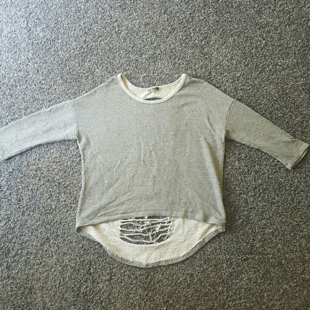3/4 sleeve slit back shirt