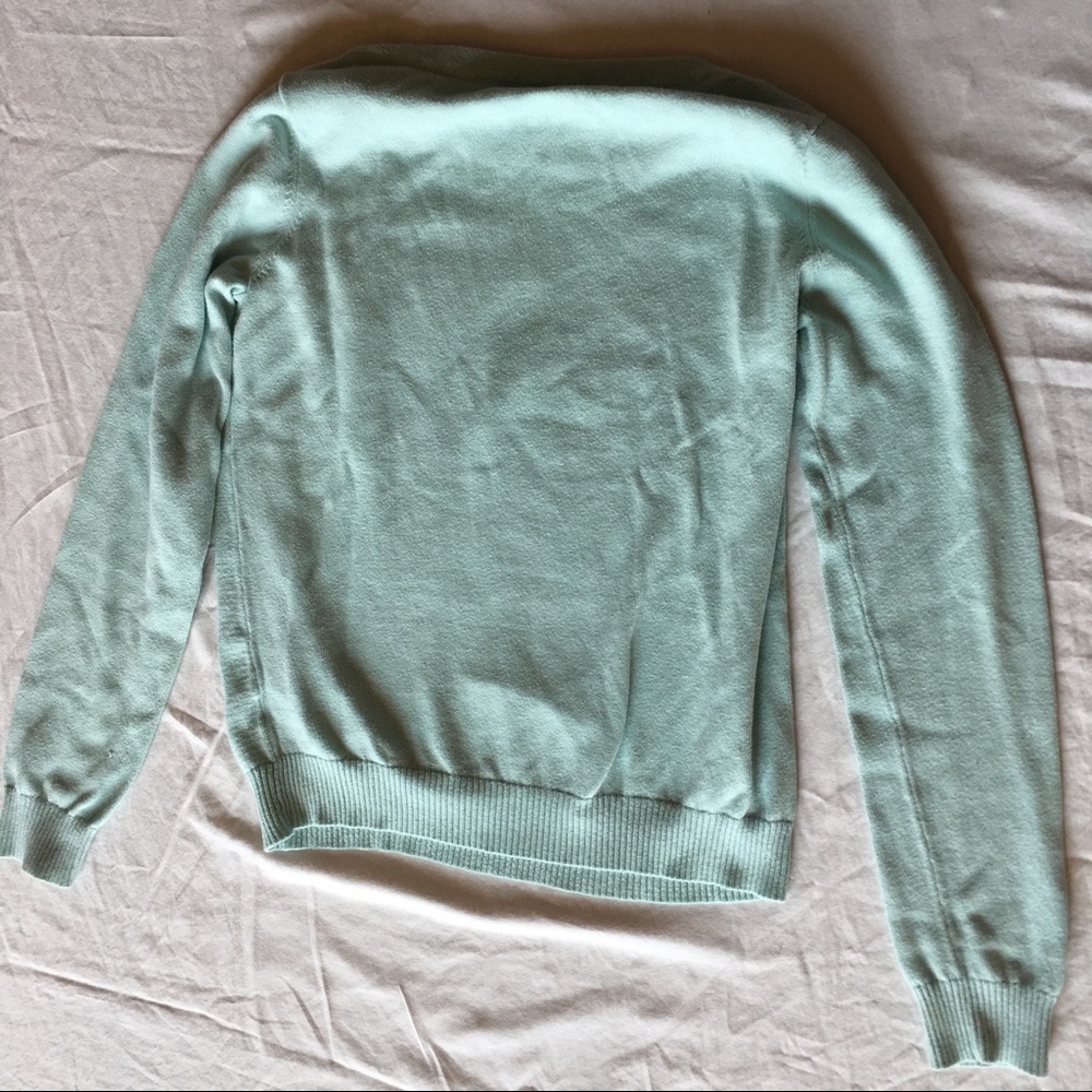 Sweater - Picture 4 of 4