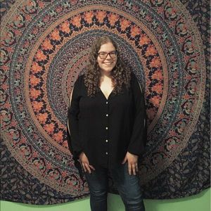 Meet your Posher, Emily