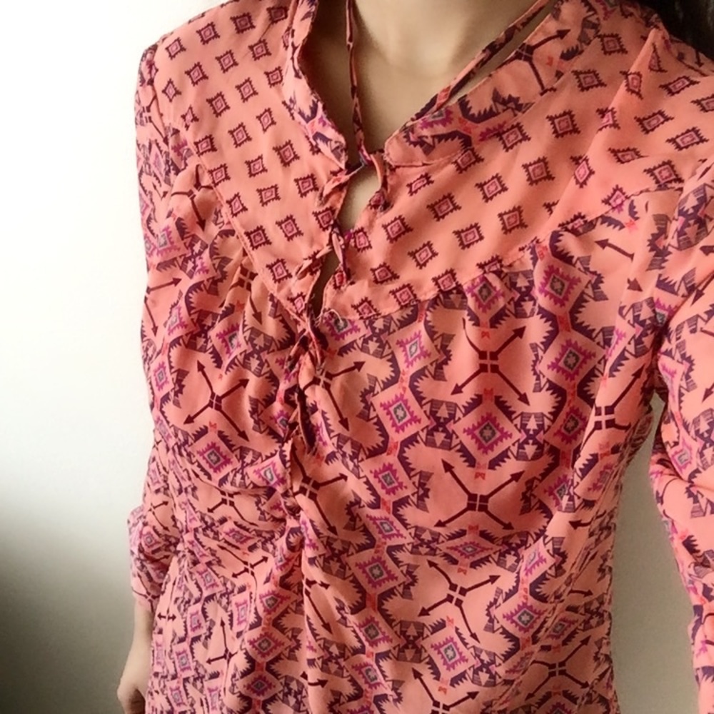 Printed Peach Top with Adjustable Sleeves