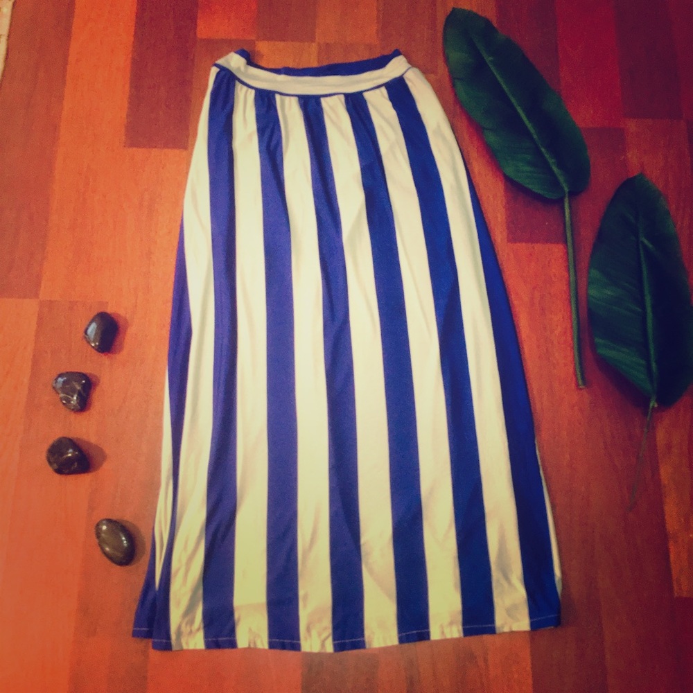 STRIPED SKIRT ☀️