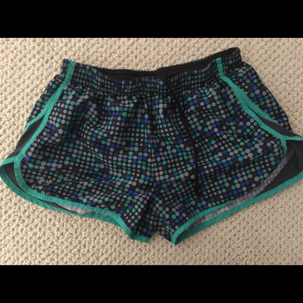 NWOT Under armor shorts