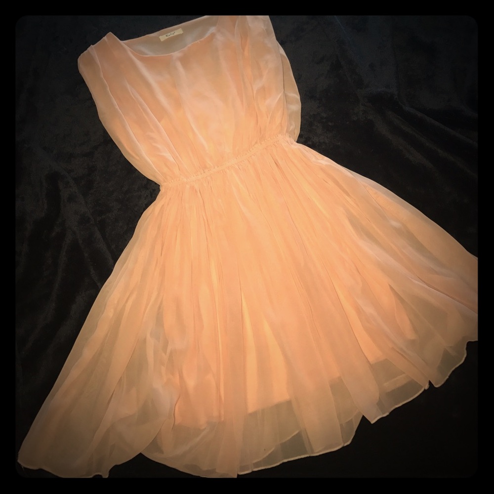 Pink fitted dress
