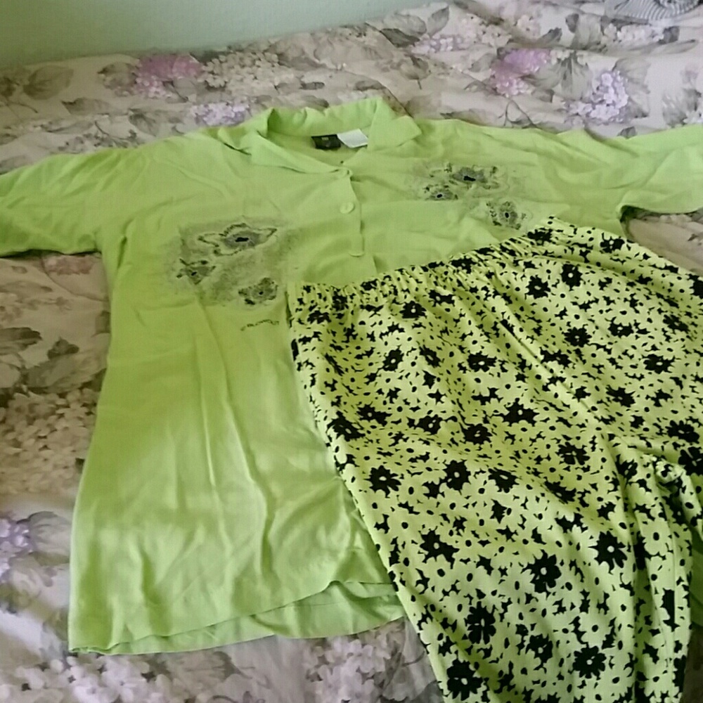 New - Long Shirt Leggings Set Size 10