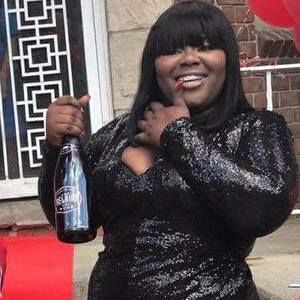 Meet your Posher, Keisha