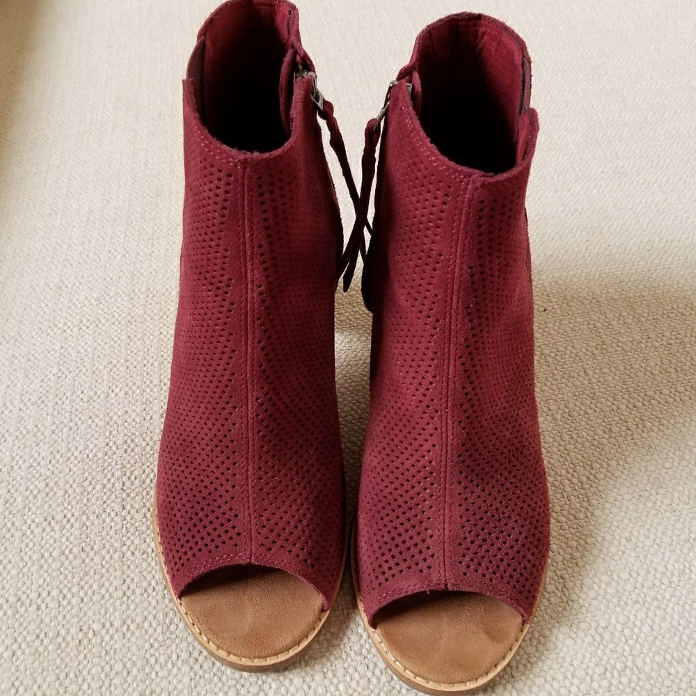 Toms Majorca Perforated Suede Peep-Toe Bootie