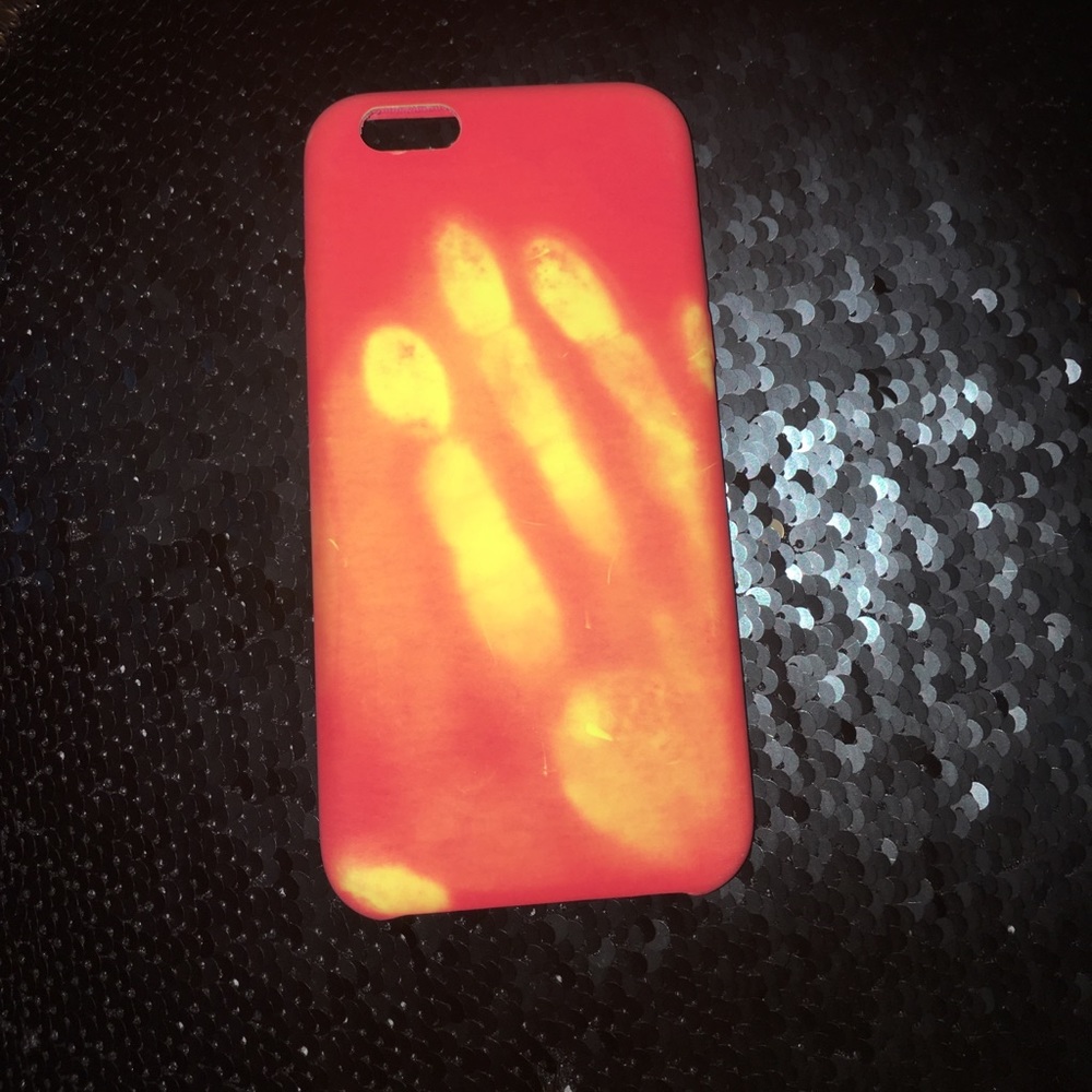 Thermal phone case
