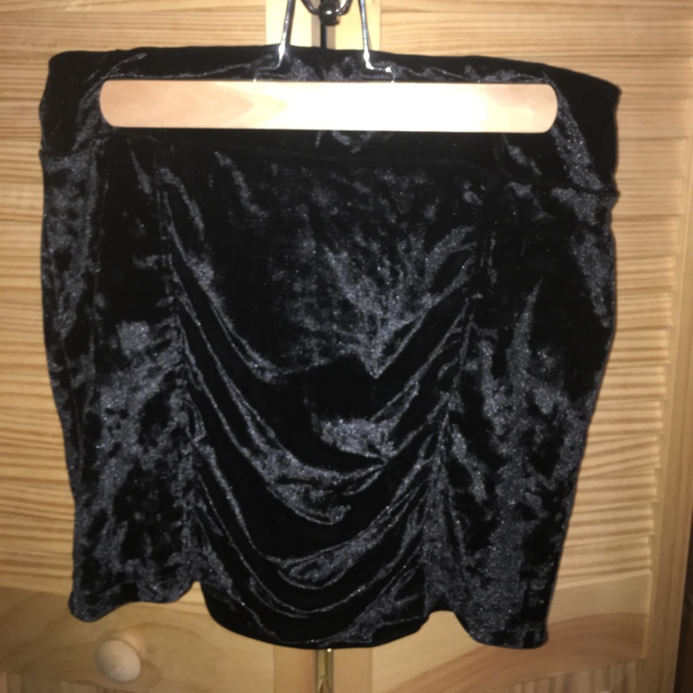 Black mini skirt