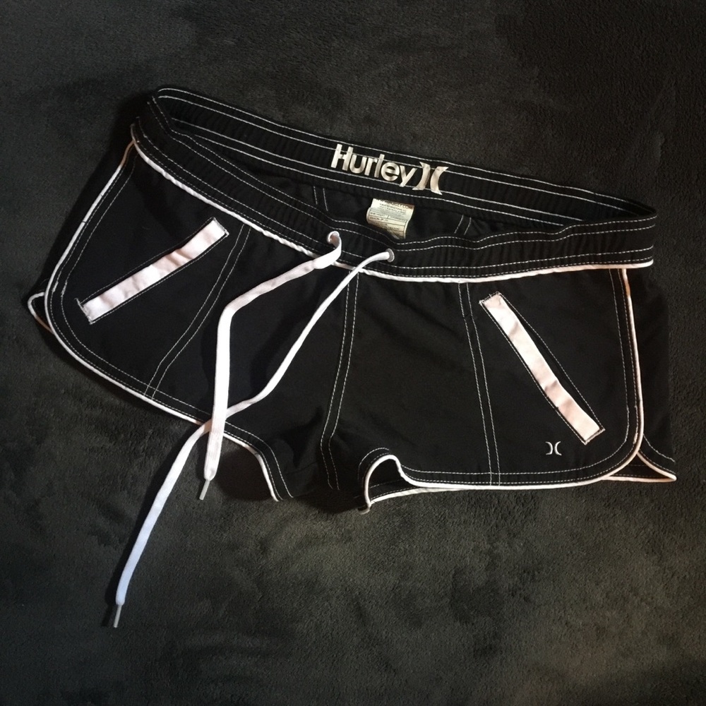 Hurley Black & White Shorts