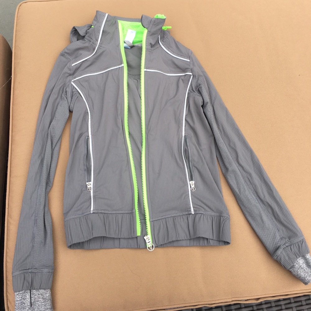 Ivviva runner's jacket athletic