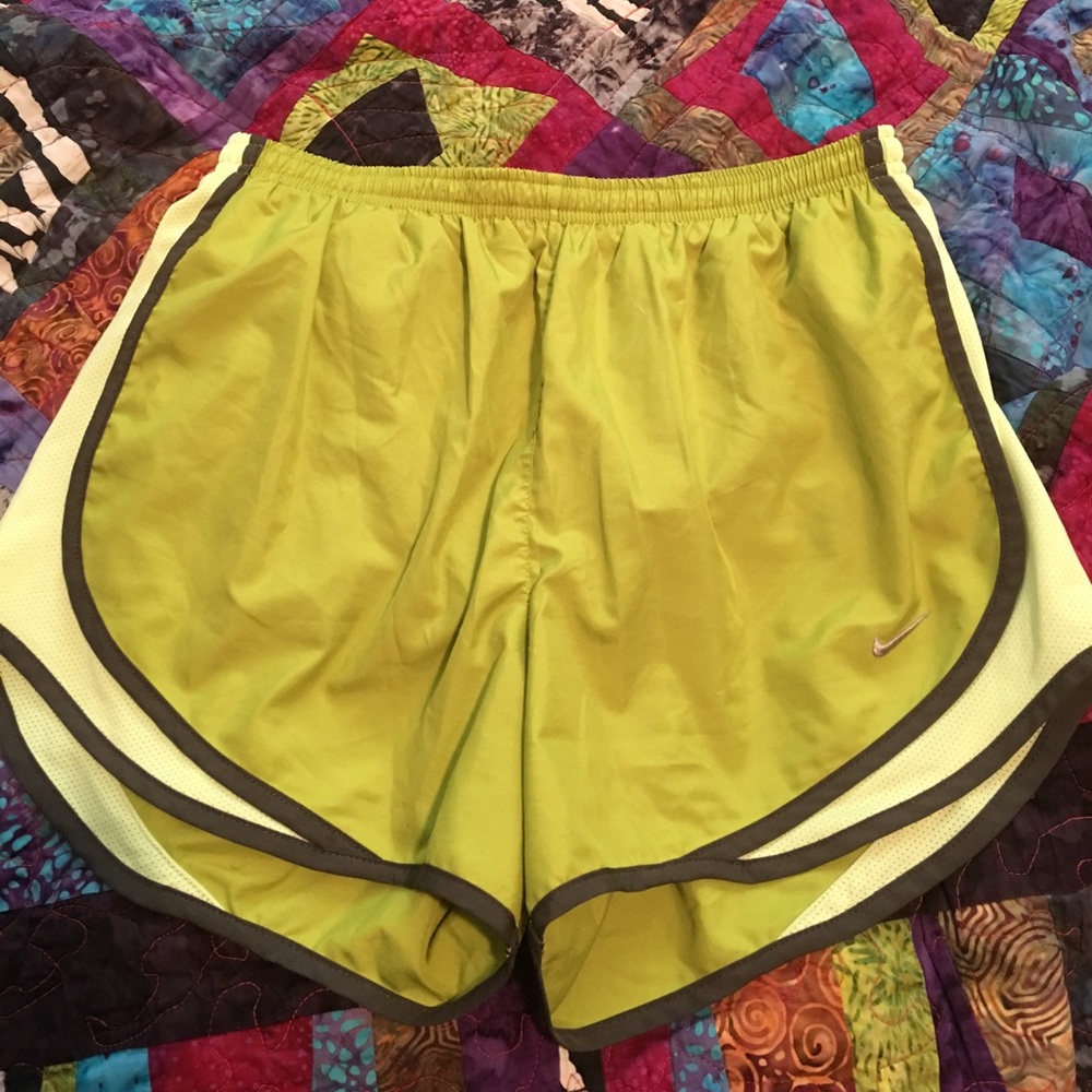 NWOT Nike dri-fit running shorts
