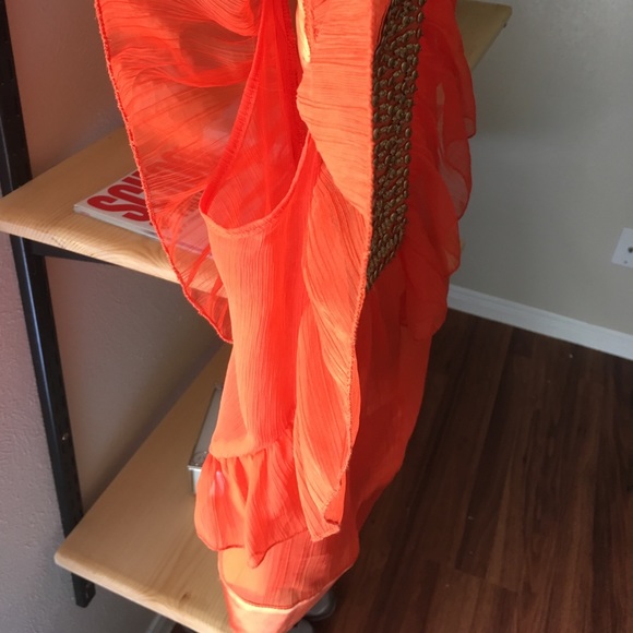 Top - Picture 4 of 8