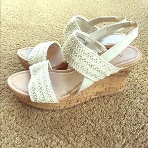❌GETTING Thrown - American Eagle Knit Wedges